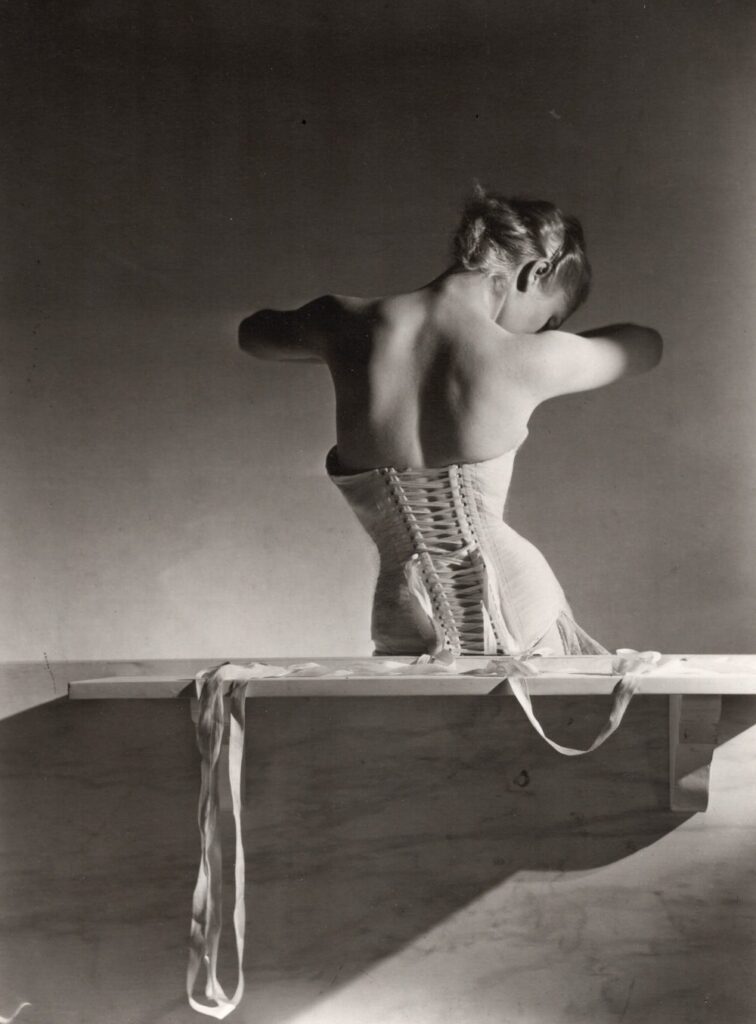 Mainbocher Corset, Paris