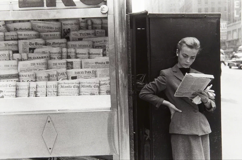 Elbowing Out of Town, Newsstand
